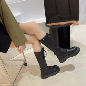 2024 nouvelle Collection d'hiver Style britannique à lacets minceur bottes sur le genou pour les femmes à semelles épaisses polyvalent chevalier au genou - Product Image 2