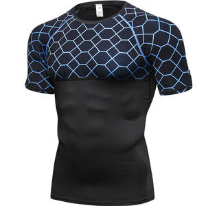 T-shirt de compression de gymnastique avec logo personnalisé Couche de base de musculation musculaire sportive pour hommes avec impression numérique Style sportif - Product Image 5