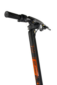 สกู๊ตเตอร์อัจฉริยะรุ่นใหม่ KuKirin G2 Ultra พร้อมลำโพงบลูทูธในตัว ไฟหน้าแบบ High/Low Beam ระยะทางวิ่ง 55 กม. รับน้ำหนักได้ 120 กก. - Product Image 3