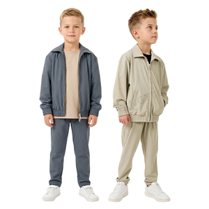 Tuta Sportiva per Bambini Disponibile, Set Sportivo Casual in Tinta Unita per Bambini, Vendita all'Ingrosso - Product Image 1