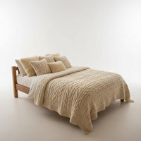 Couette en jacquard style Hygge ultra douce, motif pull brodé écologique, aspect tricot torsadé