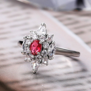 Anello Vintage con Accento Rosso per Donne, Elegante Stile Western, Accessorio da Dito alla Moda per Feste, Regalo - Product Image 3