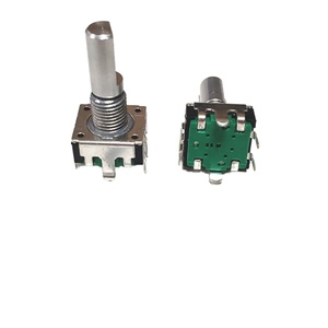 Encoder Incremental Vertical EC12 de 5 Pines con Eje Metálico Moleteado de 6mm para Aparatos de Audio, Venta al Por Mayor - Product Image 1