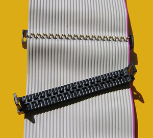 Semi-automatic Pneumatic Type <strong>IDC</strong>/<strong>IDE</strong> Flat Ribbon Wire Crimping Machine FPC / FFC Flat Cable Crimping Machine - Product Image 4