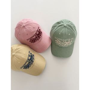 The Same Retro Embroidered Flower 6-Panel 100% Cotton Baseball Cap for Women's Spring New Wide-brimmed Big Head Circumference - Product Image 4