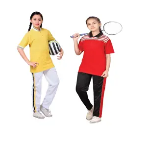 Son tasarım Activewear spor giyim Premium renk kombinasyonu ile futbol forması bayan Tshirt parça pantolon özel yapım eşofman