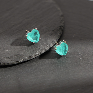 <span class=keywords><strong>Orecchini</strong></span> a cuore da 10 mm con tormalina Paraiba e smeraldo, squisiti, <span class=keywords><strong>per</strong></span> donna, gioielli <span class=keywords><strong>per</strong></span> piercing al trago, regalo di Natale - Product Image 5