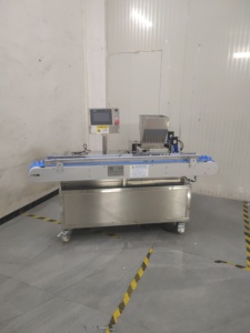 Llenado automático <span class=keywords><strong>de</strong></span> mermelada, relleno para hacer pan, crema, pastel, masa, pan, pastel y rollo <span class=keywords><strong>de</strong></span> huevo, máquina <span class=keywords><strong>de</strong></span> relleno - Product Image 4