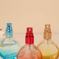 Flacon pulvérisateur de parfum en verre dégradé de 15 ml avec capuchon métallique coloré, rechargeable, portable pour les voyages et l'emballage d'échantillons