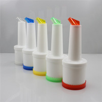 Bouteille de jus de bar en plastique PP coloré de grande capacité 0,5 L 1L 2L 2,5 L Bouteille de jus de stockage jetable avec bec verseur