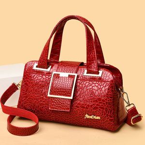 Elegante Borsa da Donna alla Moda con Motivo Coccodrillo e Reticolo, Lussuosa Borsa a Spalla con Molteplici Cerniere, Novità 2024 - Product Image 2
