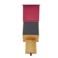 Boîte à bijoux portable de luxe, taille personnalisée, boîte cadeau rigide avec couvercle magnétique, tiroir avec finition gaufrée et laminée mate