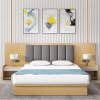 Ensemble de lit king size en bois massif de style nordique personnalisé avec tête de lit à panneaux, écologique, pour hôtels commerciaux et appartements