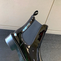 Bottines Chelsea noires en cuir verni brillant pour femme, avec élastique latéral, confort rehaussé, plateforme épaisse, talon bas, antidérapantes