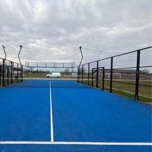 Pista de Pádel Panorámica para Exteriores Equipada con Acero Galvanizado, Vidrio Templado y Césped Artificial - Product Image 5