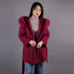 Nouvel arrivage de fourrure de renard d'hiver de luxe garni d'un grand sweat à capuche ceinturé fait à la main pour femmes manteau en cachemire mélangé col en fourrure exquis manteau en laine