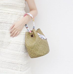 Sacs à main tendance pour femmes 2026 – Sac seau tissé à la main en paille avec foulard – Sac <span class=keywords><strong>de</strong></span> plage pour femme - Product Image 2