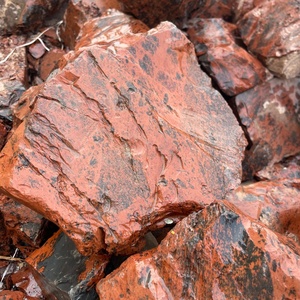 Pierre brute de quartz de guérison de haute qualité, obsidienne rouge, grande pierre brute irrégulière, minéral naturel, vente chaude - Product Image 2