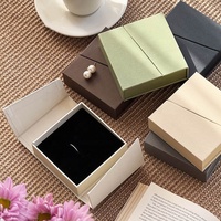 Boîte d'emballage pour bijoux personnalisée, collier, bague, boucles d'oreilles, bracelet, cadeau, étui magnétique de luxe, boîte de rangement pour bijoux, organisateur, boîte à bijoux