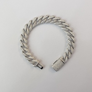 สร้อยข้อมือแบบ Cuban Link ชุบทอง 18K ดีไซน์สั่งทำพิเศษ ประดับเพชร VVS แบบ Lab Grown 2 แถว ตัวเรือนแบบ Claw Setting ขนาดใหญ่ สไตล์ Unisex สำหรับแร็ปเปอร์ ฮิปฮอป เครื่องประดับแฟชั่น - Product Image 6