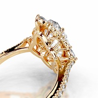 Bague Solitaire Halo Sunburst en Argent Sterling 925 Plaqué Or 14 carats avec Moissanite 3 carats Taille Marquise Couleur D VVS1 Effet Givré, Collection Joaillerie Fine