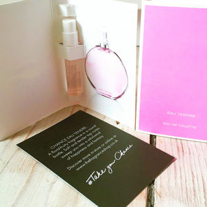 Tarjeta de embalaje de muestra de perfume impresa con logotipo comercial personalizado tarjetas de prueba de perfume botellas y tarjetas de spray de 1ml y 2ml para perfume - Product Image 4