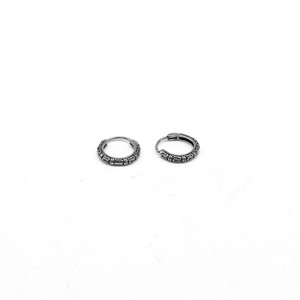 Boucles d'oreilles créoles Yunnique en acier titane, design géométrique, pour hommes et femmes, bijoux de mode, fabriquées à Guangzhou - Product Image 5