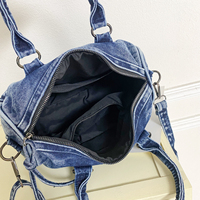 Tas Boston Denim Terbaru 2025 Wanita Vintage Kapasitas Besar Tas Selempang Bahu Tas Jinjing Santai dengan Desain Ritsleting