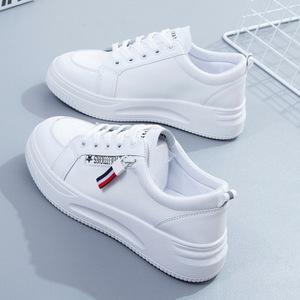 <span class=keywords><strong>Sneakers</strong></span> di Lusso da <span class=keywords><strong>Donna</strong></span> Bianche Rosa <span class=keywords><strong>Beige</strong></span> in Pelle Sintetica Casual Resistenti con Lacci Piattaforma Piatta Primavera Autunno Patchwork - Product Image 1