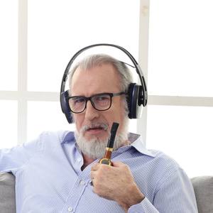 Casque <span class=keywords><strong>TV</strong></span> sans fil supra-auriculaire avec transmetteur RF 2,4 GHz, station <span class=keywords><strong>de</strong></span> charge, portée <span class=keywords><strong>de</strong></span> 30 m, Plug and Play, volume élevé - Product Image 2