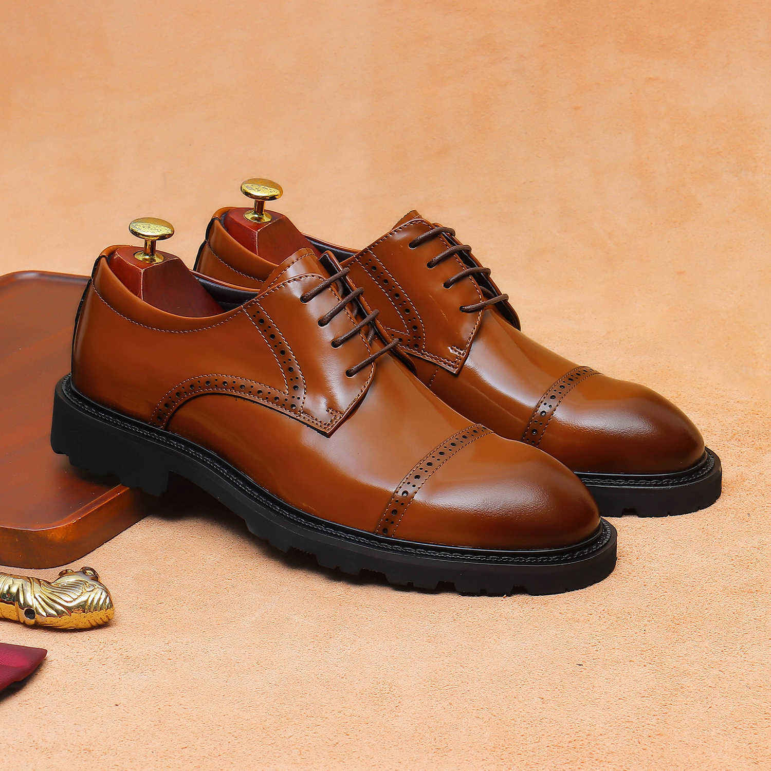 สีน้ำตาล