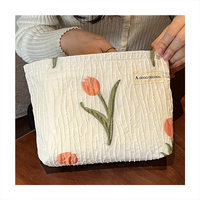 Pochette cosmétique brodée motif tulipe florale avec fermeture éclair, en tissu froissé, organiseur de rangement pour voyage et usage quotidien, crème