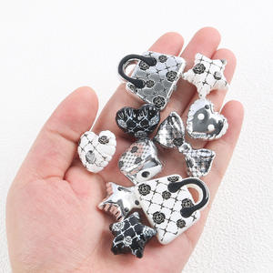 Luxe élégant doux noir blanc camélia étoile <span class=keywords><strong>amour</strong></span> arc sac à main breloques brillantes bricolage porte-clés sac suspendu bijoux coque de téléphone indésirable - Product Image 5