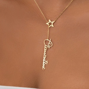 Collier personnalisé avec nom et lettre d'amour en acier inoxydable plaqué or 18 carats, chaîne à maillons minimaliste, pendentif, cadeau de la Saint-Valentin - Product Image 6