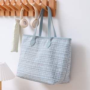 Sac fourre-tout en tweed à carreaux bleu clair pour femme, sac à main à bandoulière tendance, sac de travail et de shopping avec poignée supérieure et fermeture magnétique - Product Image 3