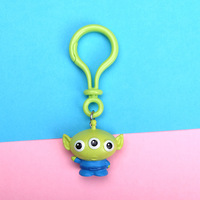 Porte-clés Coolter Mignon Créatif Dessin Animé Anime Buzz Toy Story Monstre Ours Fraise en PVC avec Base Métallique et Impression Numérique