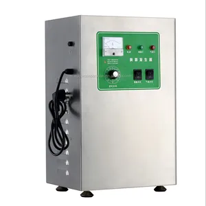 Dispositivo generatore di ozono della macchina per la generazione di ozono per il trattamento delle acque