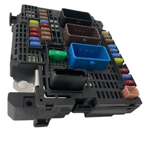 Caja de Fusibles Debajo del Capó del Motor, Piezas de Automóvil, BSM AB4 Z04 Z06 Z07 Z29 OE 9810719280 1607285280 para Peugeot 508 <span class=keywords><strong>Citroen</strong></span> <span class=keywords><strong>DS5</strong></span> - Product Image 4