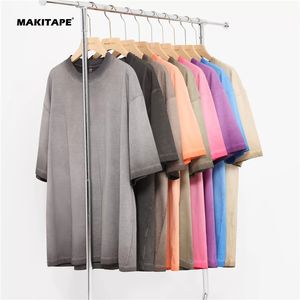 เสื้อยืดโอเวอร์ไซส์ทรงเรโทร รุ่น CL23025 สไตล์สตรีทยอดนิยม ผ้าคอตตอน 100% ซักแล้ว ทรงหลวม ใส่ได้ทั้งชายและหญิง ระบายอากาศได้ดี แห้งเร็ว - Product Image 1