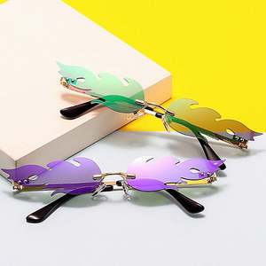 Gafas de Sol de Moda de Lujo 2025, Sin Montura, con Ondas, Lentes Metálicas, Estilo Vintage, Espejo, con Diseño de Llamas, para Mujer - Product Image 4
