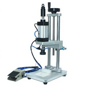 Machine de scellage de bouteilles électrique à grande vitesse pour les industries agroalimentaires, capsuleuse semi-automatique en plastique pour usage industriel - Product Image 1