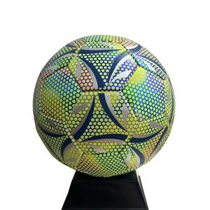 Balón <span class=keywords><strong>de</strong></span> Fútbol <span class=keywords><strong>de</strong></span> Entrenamiento Reflectante con Diseño <span class=keywords><strong>de</strong></span> Monopolio Transfronterizo, Logotipo Impreso Personalizable, Letras Gratuitas, Número 5, Verde Panal Luminoso - Product Image 2