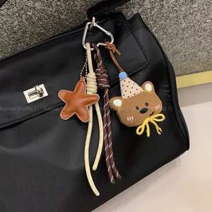 Lindo Colgante de Mochila Escolar con Forma de Muñeca de Dibujos Animados Tridimensional, Campana de Viento LED de Cobre, Accesorio para Bolsa de Niña, Regalo - Product Image 2