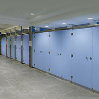Cloison de salle de bain en panneau compact HPL personnalisé, design moderne, installation facile, écologique, pour salle de douche extérieure, école