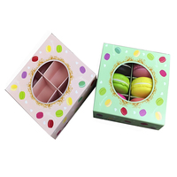 Boîte à macarons pour fête d'anniversaire avec fenêtre transparente et manchon de tirage allongé