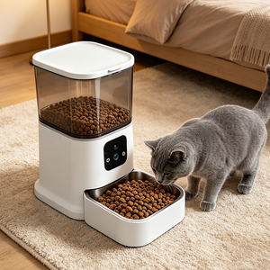 เครื่องให้อาหารสัตว์เลี้ยงอัตโนมัติ Pet Smart Feeder พร้อมกล้อง WiFi ปรับปริมาณอาหารได้ - Product Image 1