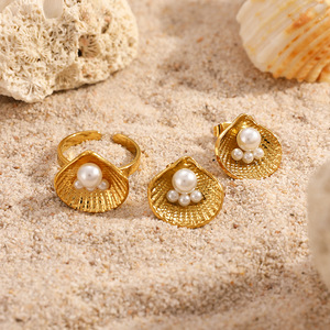 Pendientes de Acero Inoxidable con Incrustaciones de Textura de Concha y Perlas Múltiples, Estilo Oceánico, Chapados en Oro <span class=keywords><strong>Real</strong></span> de 18k, Resistentes al Agua - Product Image 2