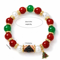 Nouveau bracelet à breloques en alliage plaqué or sur le thème de Noël avec des pendentifs en forme d'élk, de flocon de neige et d'arbre de Noël