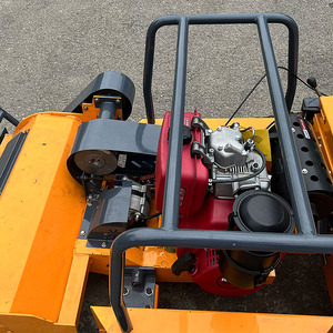 Diesel Powered cắt đơn vị với theo dõi tính di động và không dây điều khiển từ xa cho quy mô lớn căn cứ bảo trì máy cắt cỏ - Product Image 6