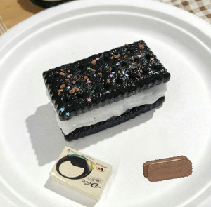 Nouveauté : Jouets anti-stress en silicone TPE en forme de biscuits sandwich, mini jouets souples pour soulager l'anxiété des enfants - Product Image 1